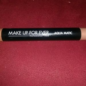 MUFE aquamatic shadow stick in nude