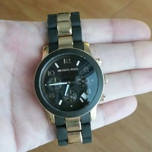 Michael Kors watch never worn