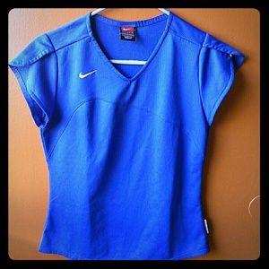 Women's Nike shirt