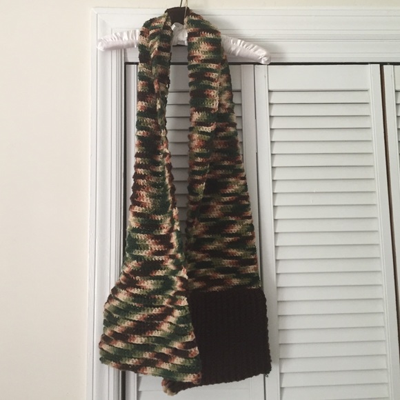 Handmade scarf w hand warmer pockets at the bottom