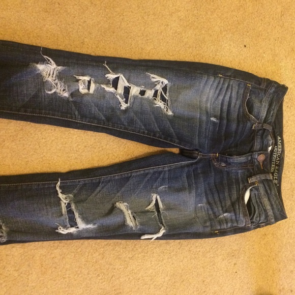 American Eagle ripped denim skinny jeans.