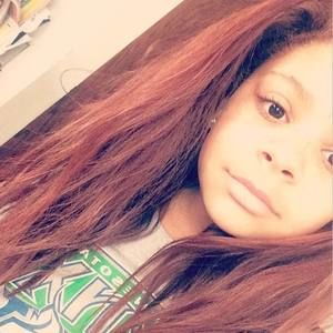 Meet your Posher, Alexis