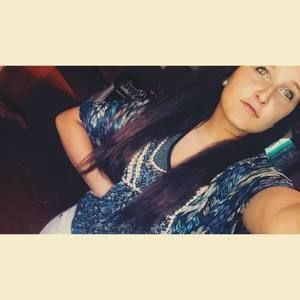 Meet your Posher, Cassandra