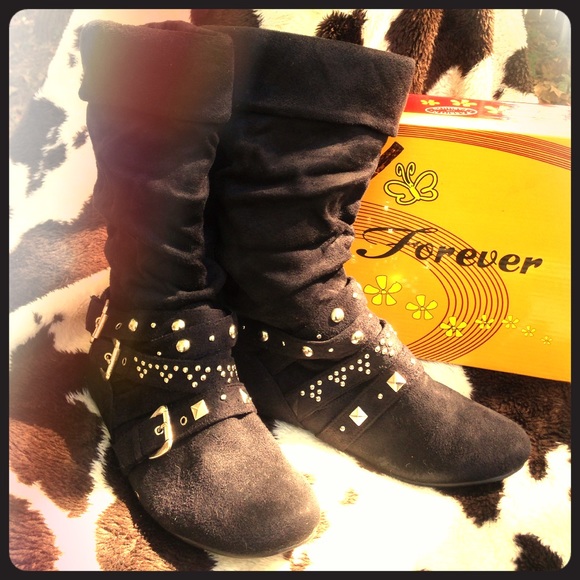 DONATED! 🎶Brand New Suede Studded Slouch Boots🎶 - Picture 1 of 4