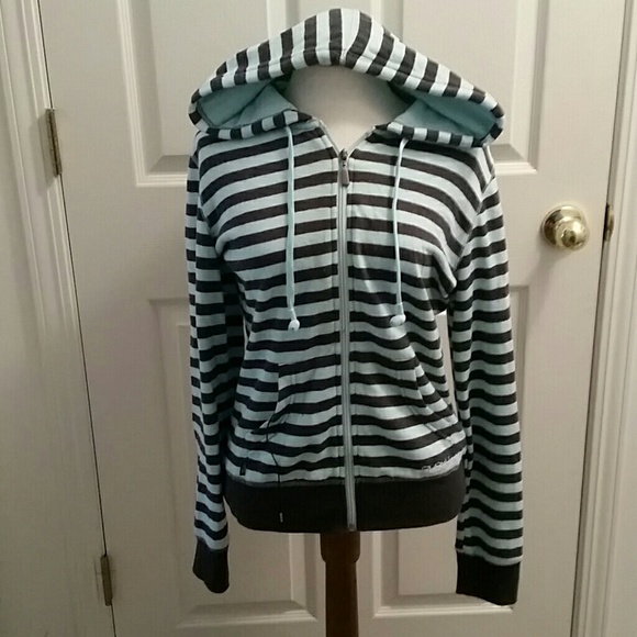 Rusty children of the revolution earbud zipup