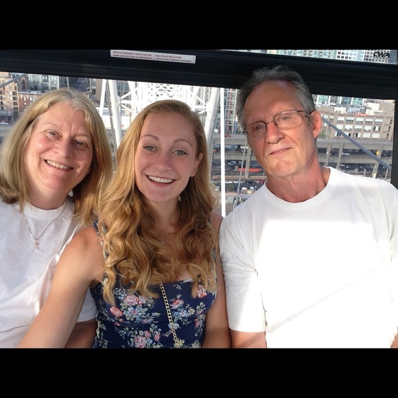 Meet your Posher, Lizzie