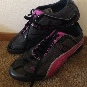 Black and pink Pumas