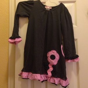 Kids/girls Twirls & Twigs grey & pink dress
