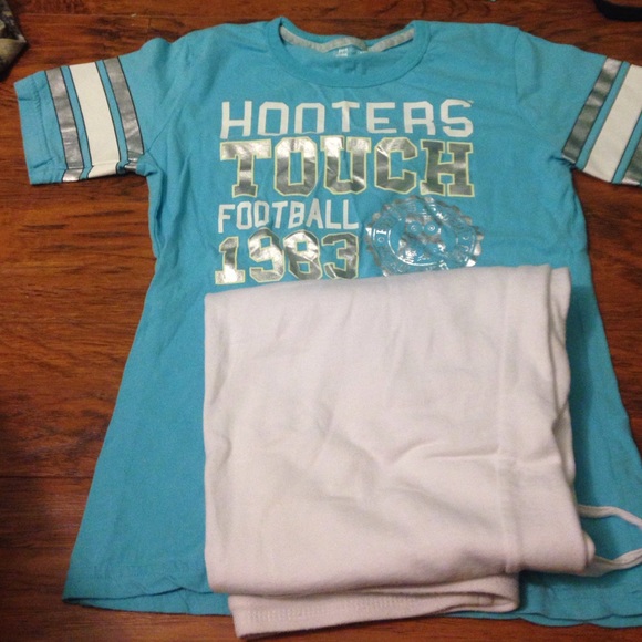 Hooters sleep wear