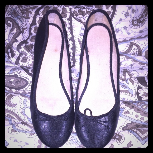 Black Old Navy flats