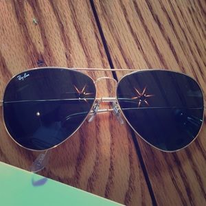 BLOWOUT Authentic Ray Bans aviators