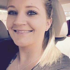 Meet your Posher, Ana