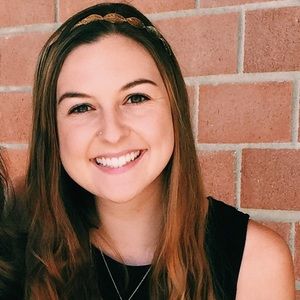 Meet your Posher, Brooke