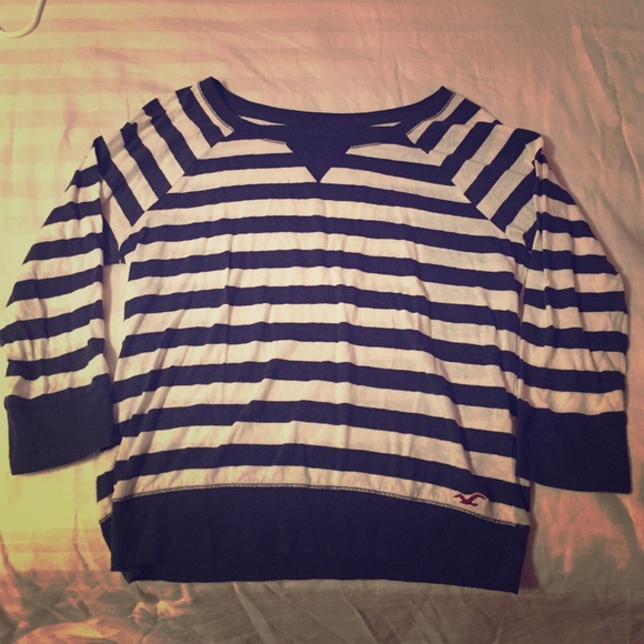Hollister quarter length sleep top