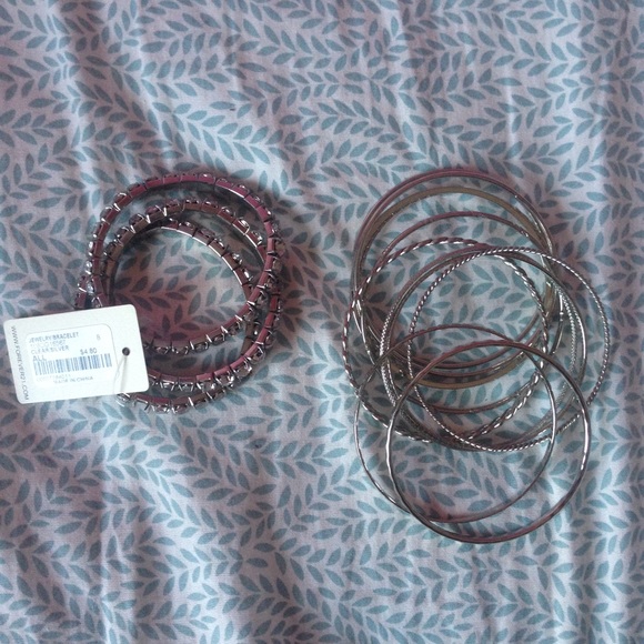 Forever 21 Accessories - Bracelet Set