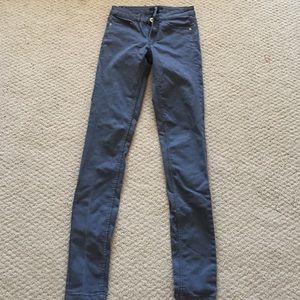 Grey skinny jeans