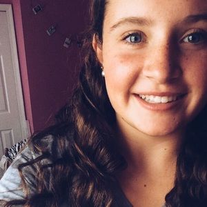 Meet your Posher, Kari