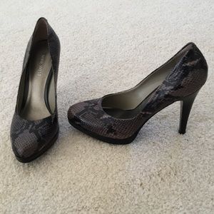 Nine West Rocha platform pumps.