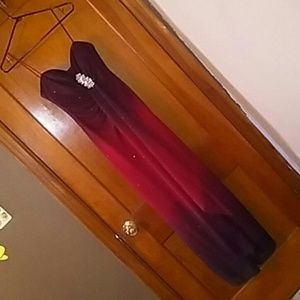 Long maroon prom dress/ homecoming dress