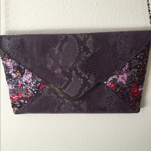 Large Big Budda used once sequin cross body. - Picture 1 of 3