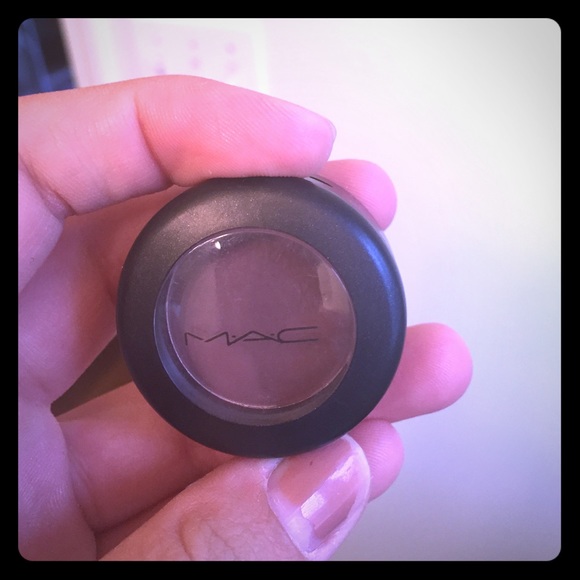 MAC eyeshadow