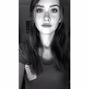 Meet your Posher, Shaina