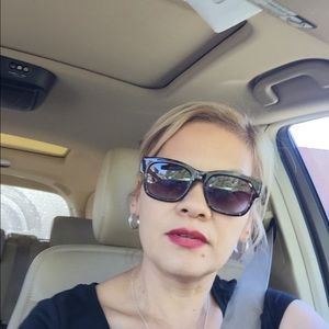 Meet your Posher, Kristine