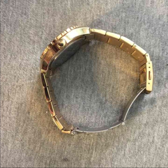 GUESS Watch main image 4