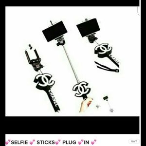 💕Cute Trendy 💕Selfie Sticks💕