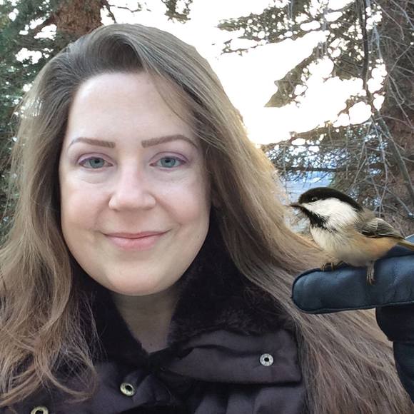 Meet your Posher, Amanda - Picture 1 of 1