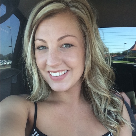 Hey ๐๐ผ I'm Haylee! โ๏ธโคโ๐ผ - Picture 3 of 3