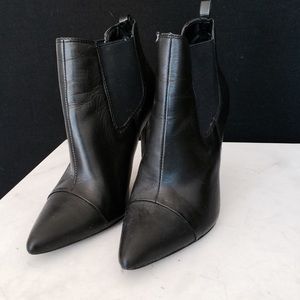 Mango Pointed Toe Leather Ankle Black Boots 6 36