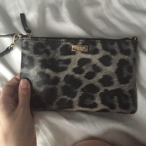 Kate spade wristlet!!
