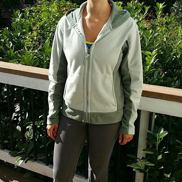 Patagonia sweat shirt