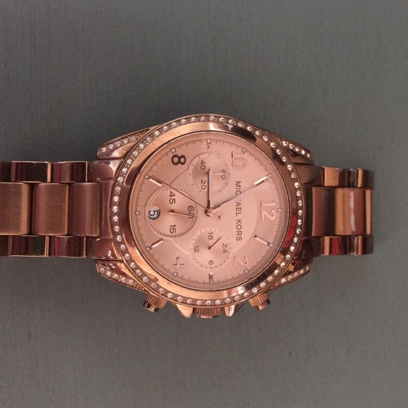 Michael Kors Accessories - Michael Kors rose gold watch
