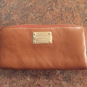 Michael Kors wallet