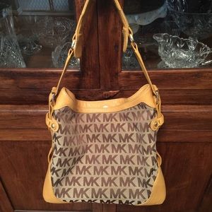 Michael Kors purse