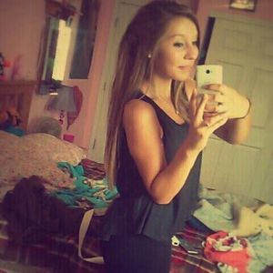 Meet your Posher, Tessa