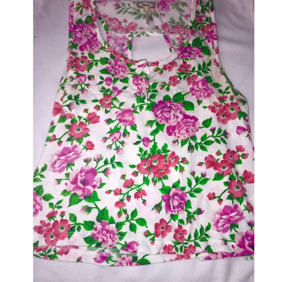 Crop top - Picture 2 of 4