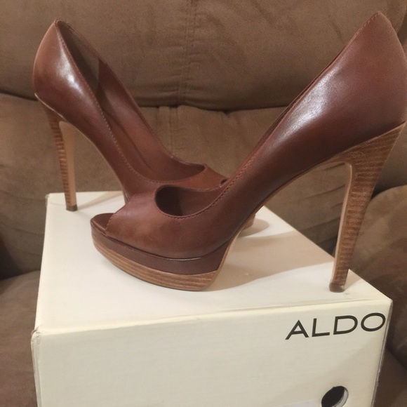 Beautiful ALDO shoes