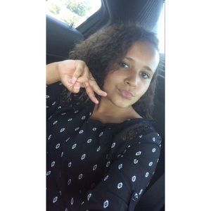 Meet your Posher, Destiny