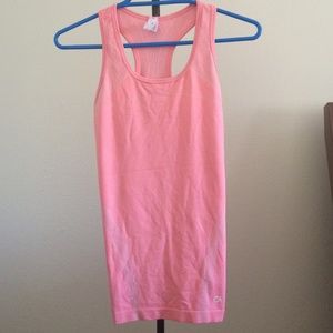 GapFit- Pink Tank