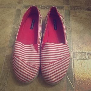Nautica red and white flats