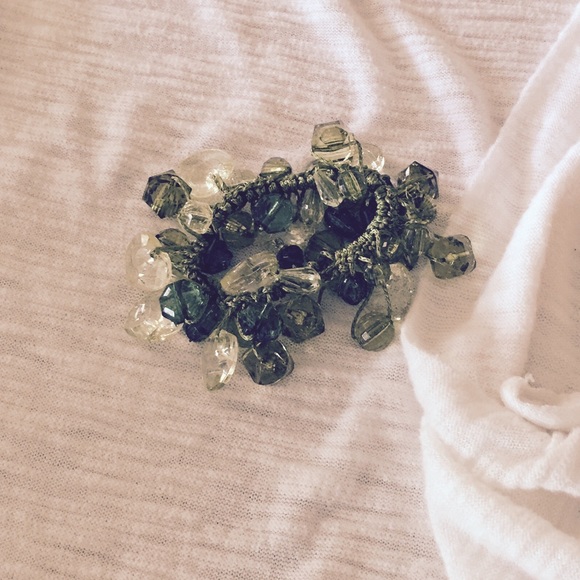 Bracelet.   Green jewels.  Fun! - Picture 2 of 3