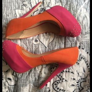 Size 10 Penny Loves Kenny Pink And Orange Pumps