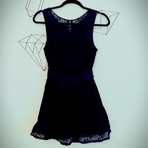 a&f Lace dress with a belt