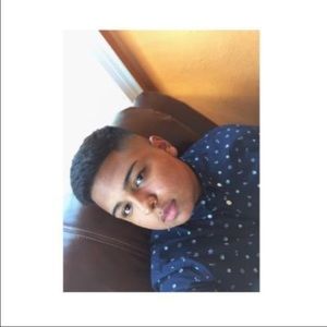 Meet your Posher, Carlos