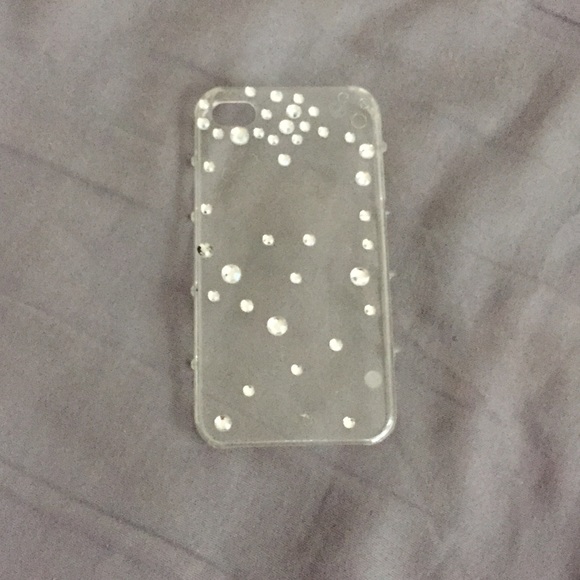 Simple bedazzled iPhone 4 case!