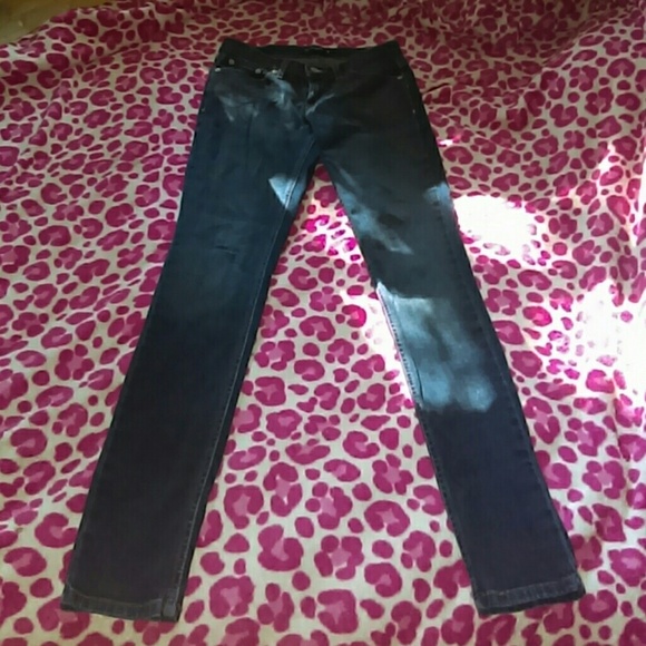 ⭐🇸🇦🇱🇪⭐NWOT Levi's Too Super Low Denim Jeans