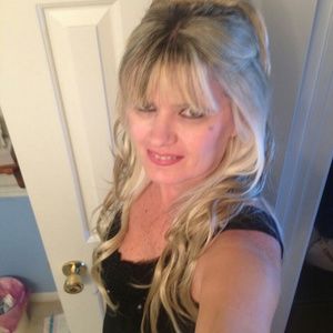 Meet your Posher, Maxine